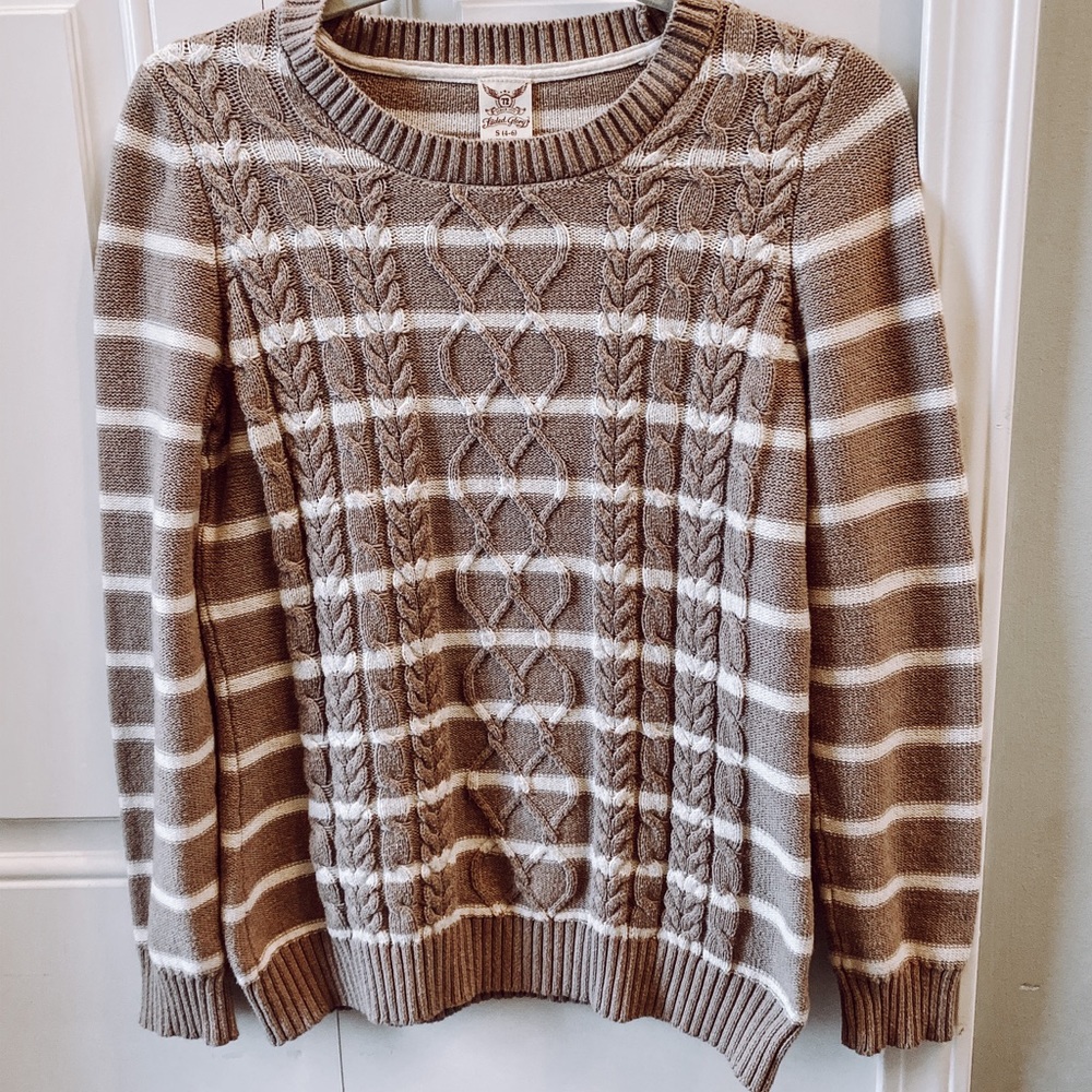 Faded Glory Knit sweater